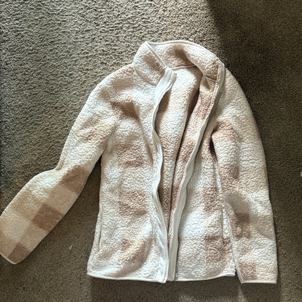 Women's Cream and Tan Jacket